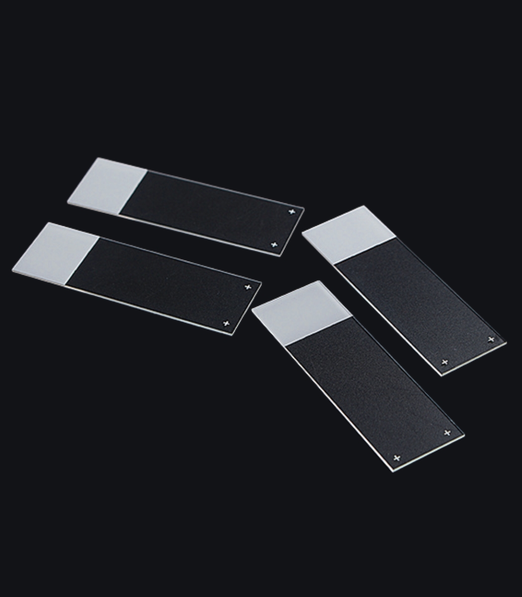 Adhesion MICROSCOPES SLIDE Positive Charged Plus Colour Frosted One End On One Side , Ground Edges Adhesion MICROSCOPE SLIDES: Positive Charged Plus, Color Frosted One End - Image 1